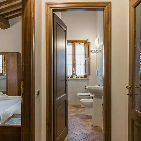 With View Of Trasimeno Apartamento Gioiella