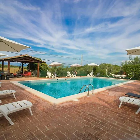 With View Of Trasimeno *